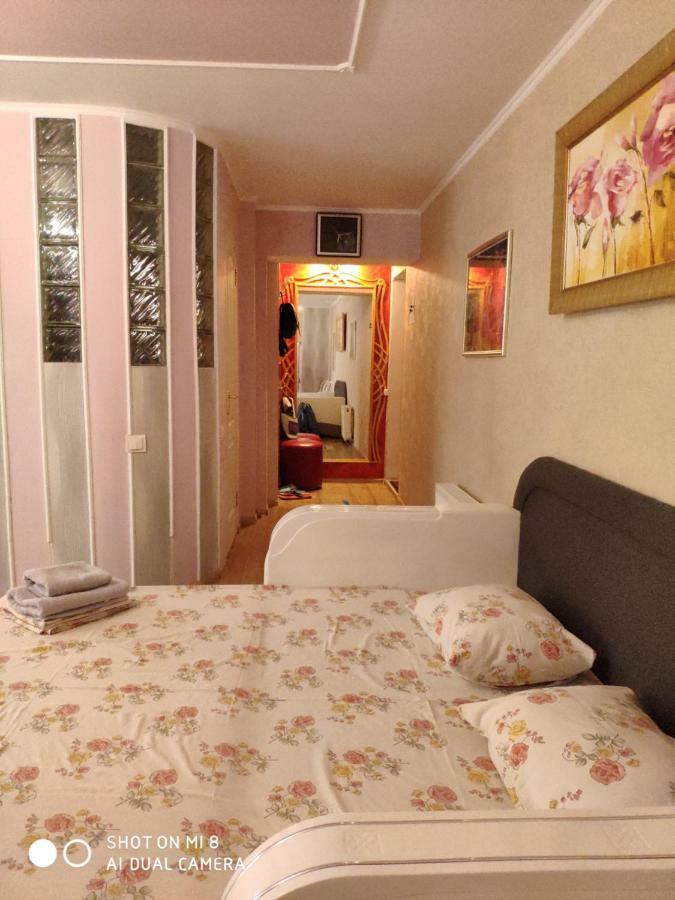 Apartments Domovik Latorichnaya,3 Mukaçeve Dış mekan fotoğraf